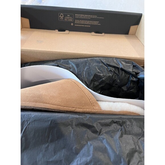 UGG Men\'s SCUFF Slipper Scuffs Shoes size 9 CHESTNUT Suede MSRP $100 NEW w/ BOX